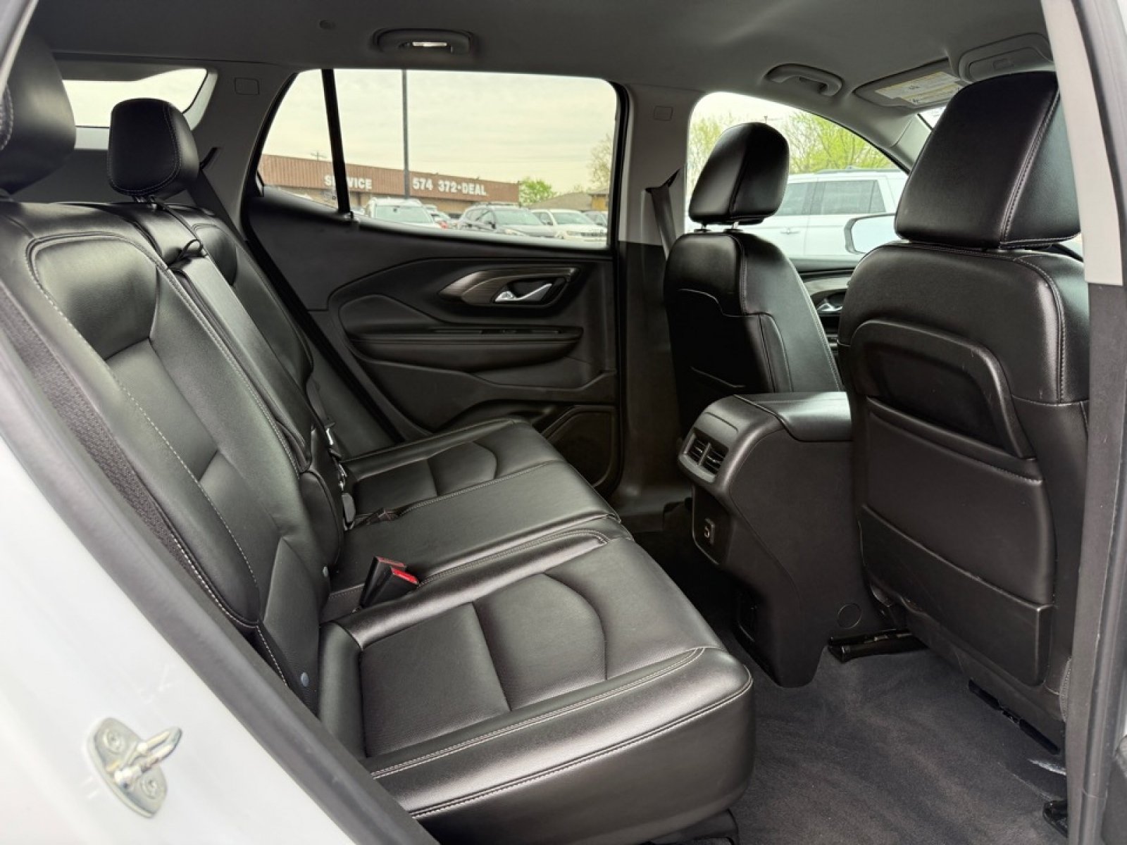 Used 2022 GMC Terrain SLT FWD image 24