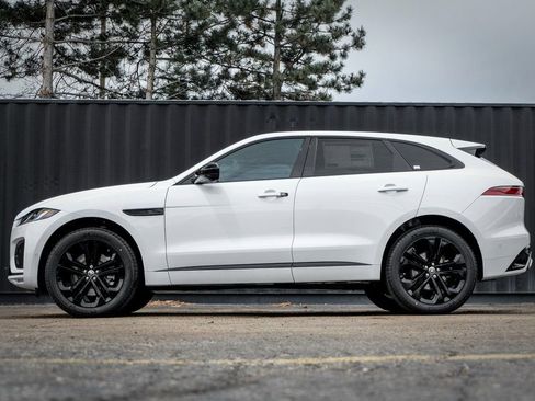 New 2026 Jaguar F-PACE R-Dynamic S image 3