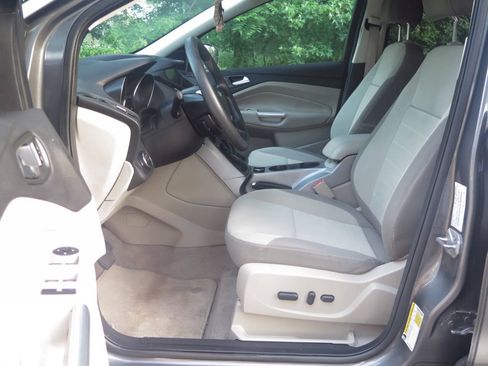 Used 2014 Ford Escape SE w/ Equipment Group 201A AWD/4WD image 11
