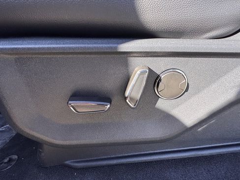 New 2025 Ford F150 Lightning Lariat image 18