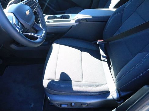New 2026 Chevrolet Equinox EV LT w/ Comfort Package AWD/4WD image 11