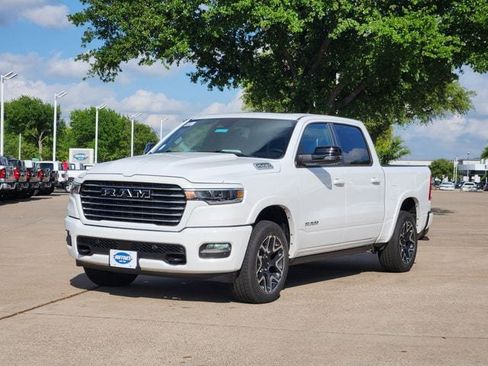 New 2026 RAM 1500 Laramie AWD/4WD image 2