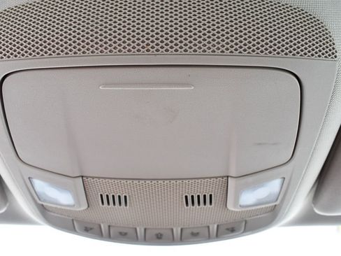 Used 2017 Ford Fusion SE image 32