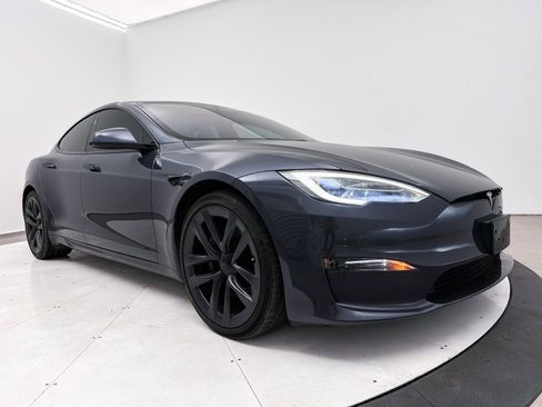 Used 2021 Tesla Model S Plaid image 10