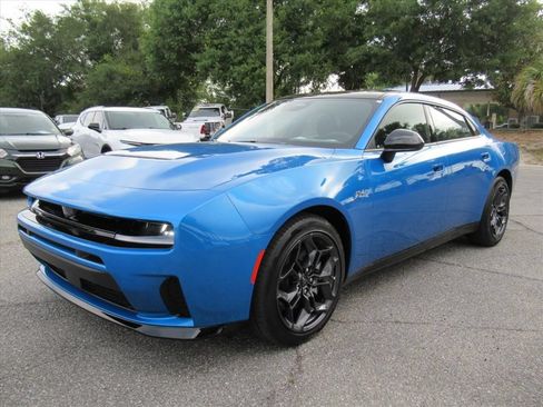 New 2026 Dodge Charger R/T w/ Blacktop Package AWD/4WD image 3