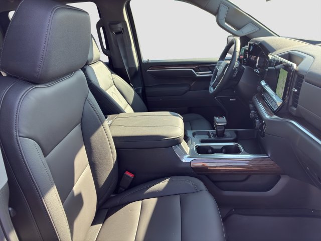 New 2026 Chevrolet Silverado 1500 RST w/ Convenience Package II AWD/4WD image 22