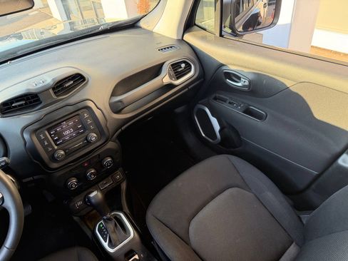 Used 2019 Jeep Renegade Sport AWD/4WD image 7