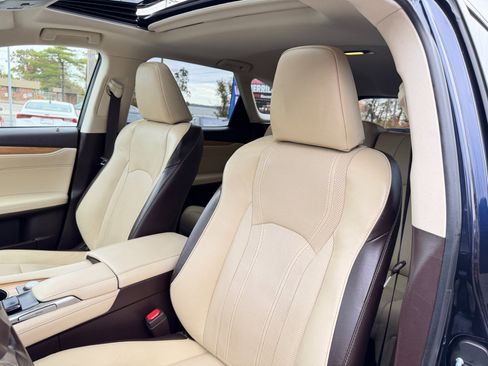 Used 2018 Lexus RX 350L Luxury image 13