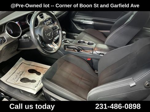 Used 2018 Ford Mustang Coupe w/ Equipment Group 101A RWD image 14
