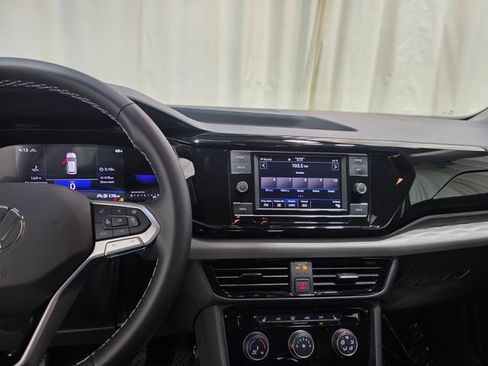 Certified 2024 Volkswagen Taos S image 17