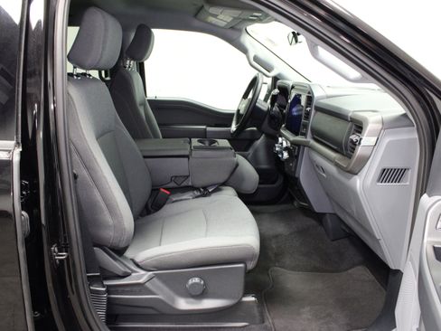 Used 2025 Ford F150 XLT w/ Equipment Group 301A Standard AWD/4WD image 15