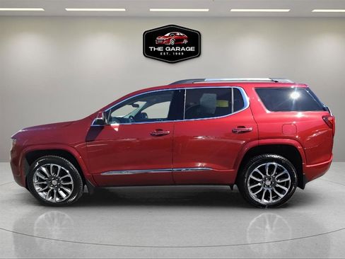 Used 2020 GMC Acadia Denali w/ Technology Package AWD/4WD image 2