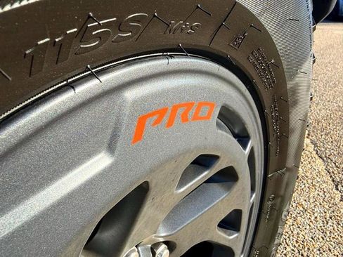 Used 2026 Nissan Frontier PRO-4X w/ Pro-4x Convenience Package image 13