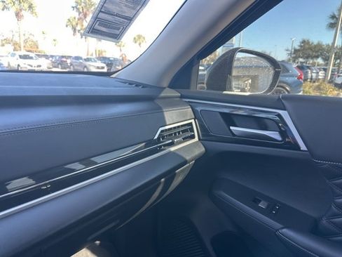 Used 2024 Mitsubishi Outlander SEL Black Edition image 27