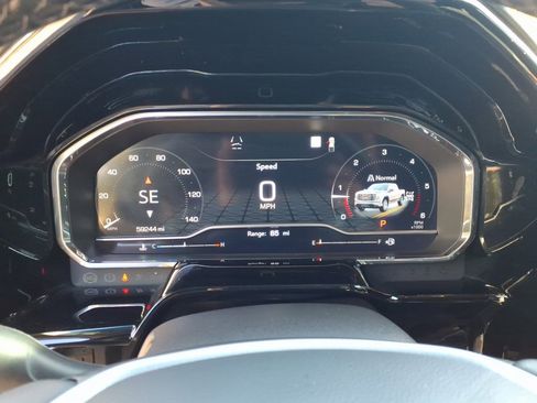 Certified 2022 GMC Sierra 1500 Elevation w/ Elevation Premium Package image 25