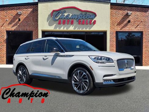 Used 2020 Lincoln Aviator Reserve w/ Equipment Group 202A AWD/4WD image 1