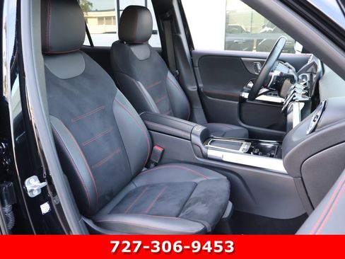 Certified 2024 Mercedes-Benz GLB 250 image 24