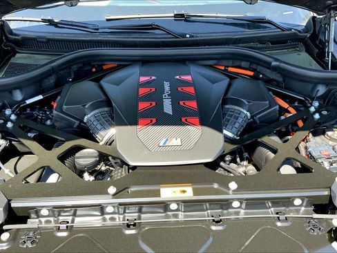 New 2025 BMW XM Label Red image 16
