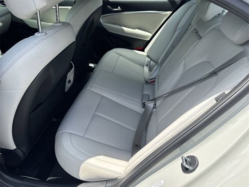 New 2025 Genesis G70 2.5T image 20