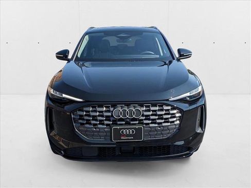 New 2025 Audi Q5 Premium Plus image 2