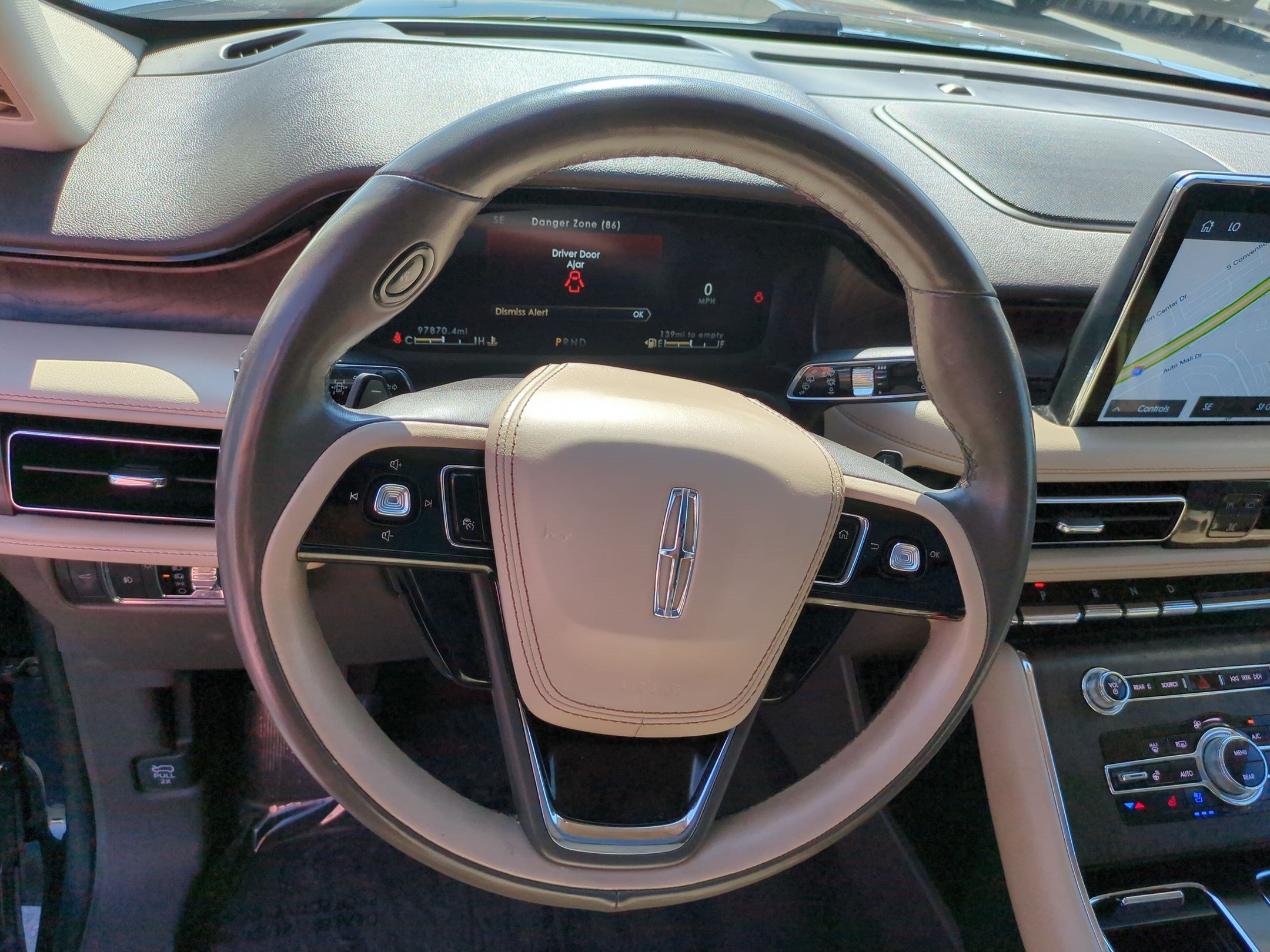 Used 2021 Lincoln Aviator Reserve w/ Equipment Group 208A AWD/4WD image 17