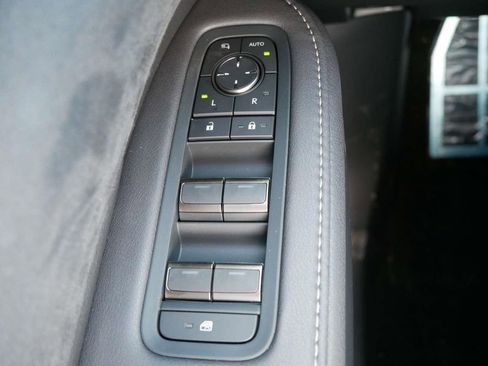 New 2026 Lexus TX 500h AWD image 16