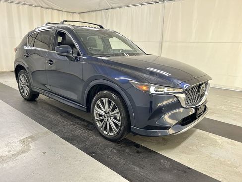 Certified 2025 MAZDA CX-5 Signature AWD/4WD image 4