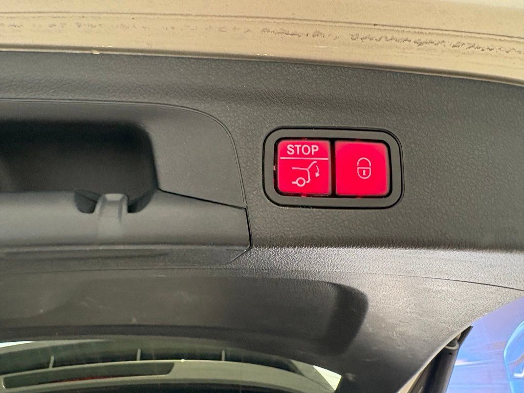 Used 2021 Mercedes-Benz GLE 350 4MATIC image 20
