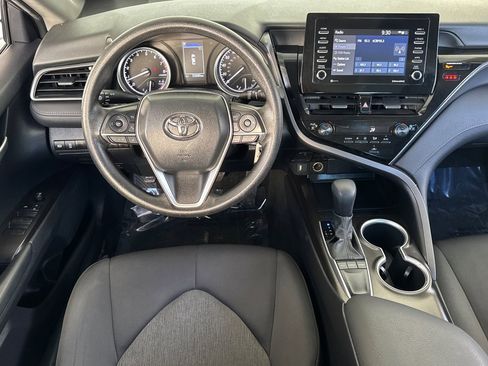 Used 2024 Toyota Camry LE image 28