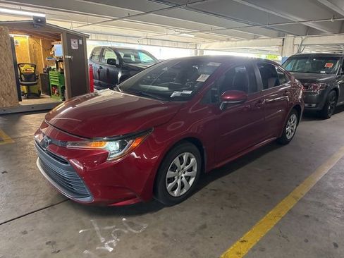 Used 2023 Toyota Corolla LE FWD image 1