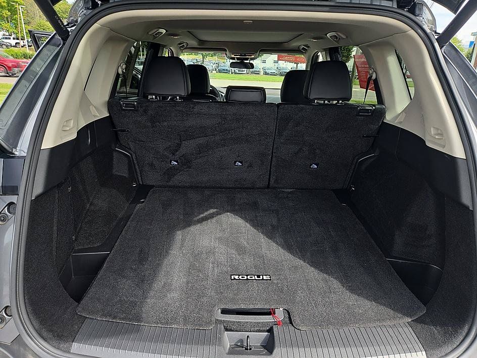 Certified 2023 Nissan Rogue SV w/ SV Premium B Package FWD image 26