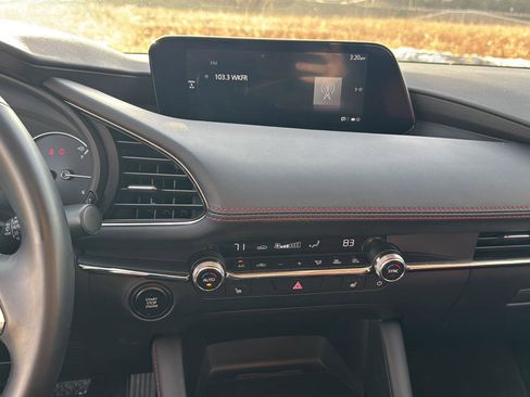 Used 2025 MAZDA MAZDA3 s image 15