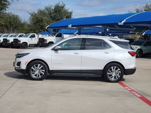 Used 2024 Chevrolet Equinox Premier image 13