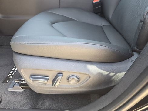 New 2026 Toyota Grand Highlander FWD image 18