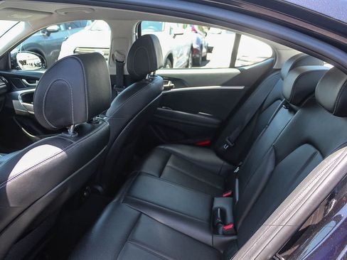 Used 2021 Genesis G70 2.0T RWD image 23