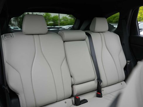 Certified 2025 Acura RDX SH-AWD image 30