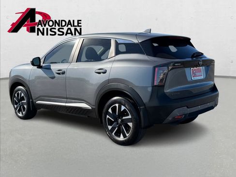Certified 2025 Nissan Kicks SV image 4
