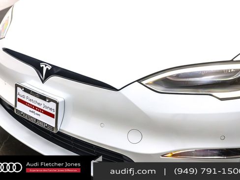 Used 2022 Tesla Model S Plaid image 13