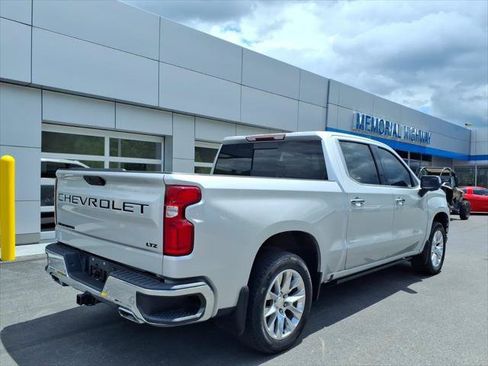 Used 2020 Chevrolet Silverado 1500 LTZ w/ LTZ Plus Package AWD/4WD image 7