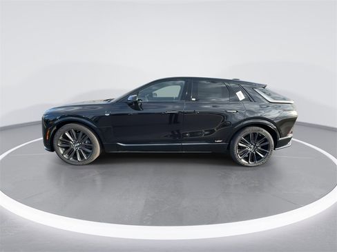 New 2026 Cadillac Lyriq V image 5