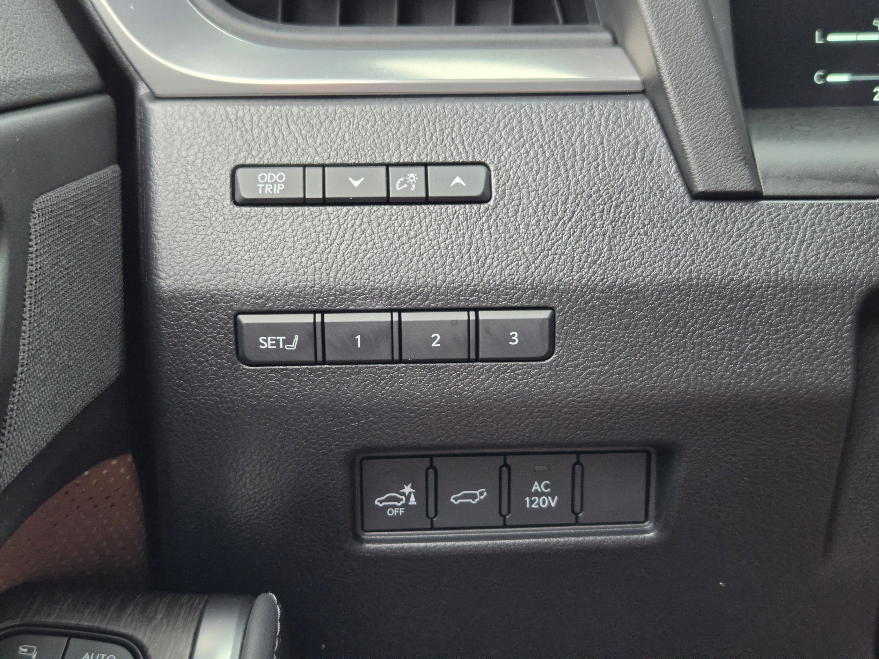 Used 2024 Lexus GX 550 w/ Accessory Package (Z1) AWD/4WD image 19