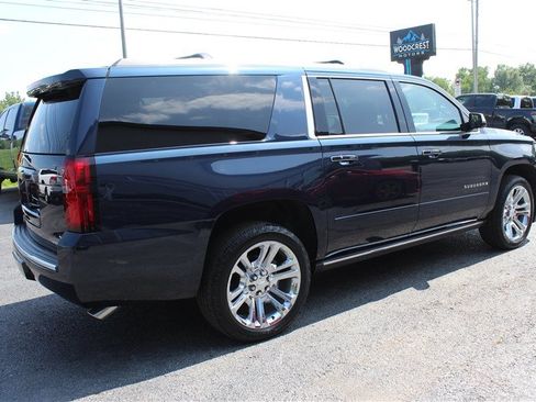 Used 2020 Chevrolet Suburban Premier w/ Premier Plus Edition AWD/4WD image 7