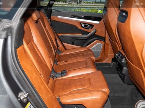 Used 2019 Lamborghini Urus AWD/4WD image 21