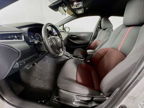 Used 2024 Toyota Corolla SE image 19