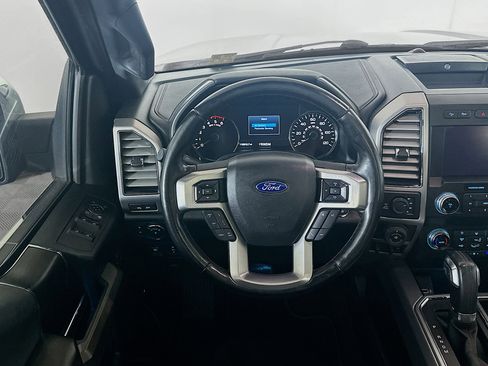 Used 2020 Ford F150 Platinum w/ Equipment Group 701A Luxury AWD/4WD image 18