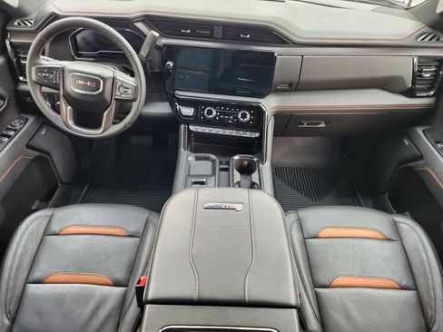 Used 2025 GMC Sierra 2500 AT4 w/ Technology Package AWD/4WD image 26