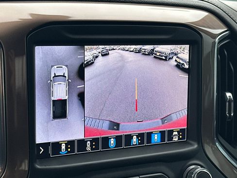 Used 2020 Chevrolet Silverado 2500 High Country w/ Technology Package image 19