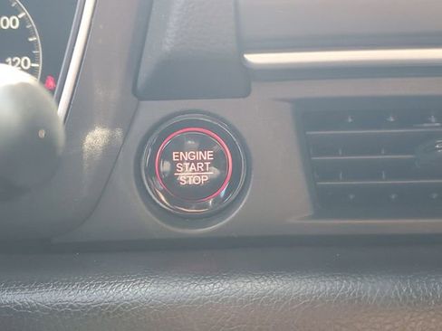 Used 2023 Honda Pilot EX-L image 29