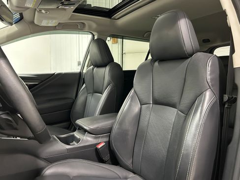 Used 2020 Subaru Outback Limited AWD/4WD image 25