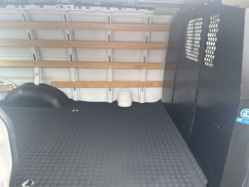 Used 2023 GMC Savana 2500 w/ Driver Convenience Package image 20